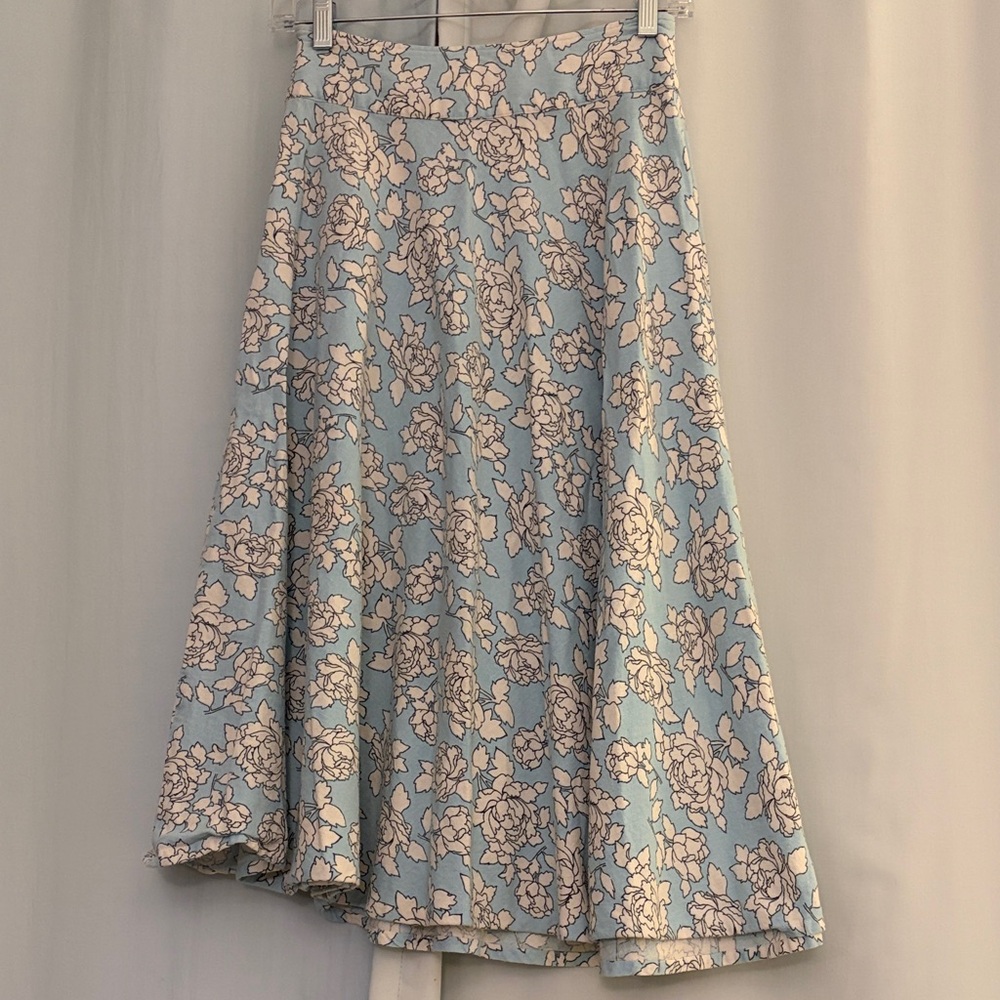 Momo-Tobo Floral Blue and White Women's A-line Linen Cotton Boho Skirt, small
